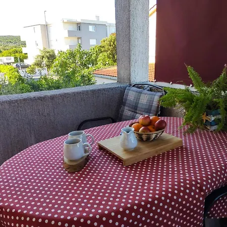 Apartment Cute Marina In The Of Krk